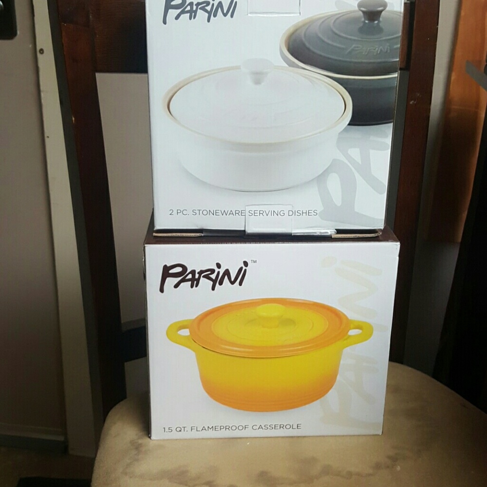 Stoneware serving dishes/flame proof casserole